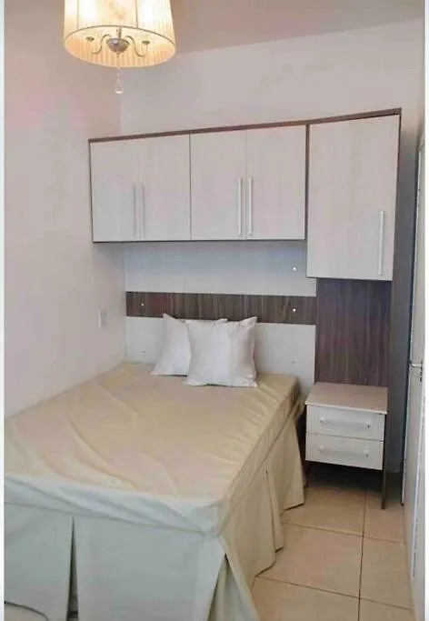 Linda Casa Com Piscina E Jacuzzi Na Pinheira Para 12 Pessoas