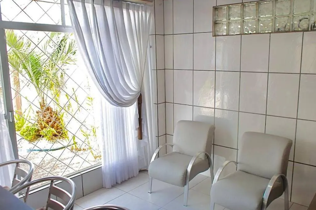 Linda Casa Com Piscina E Jacuzzi Na Pinheira Para 12 Pessoas Holiday home